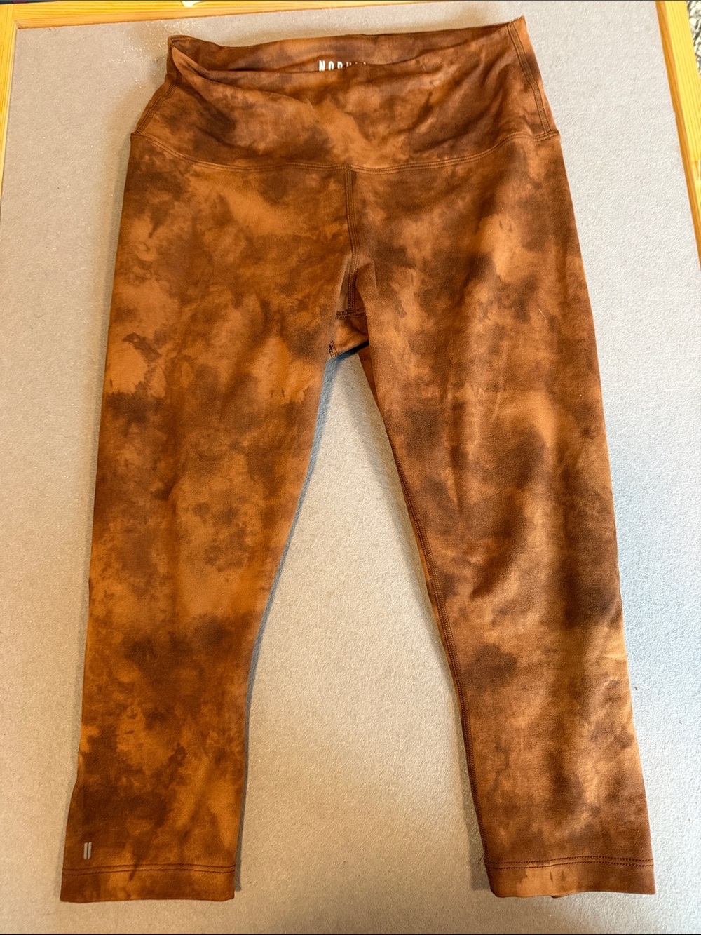 Women’s Capri Tie-Dye Rust Leggings
